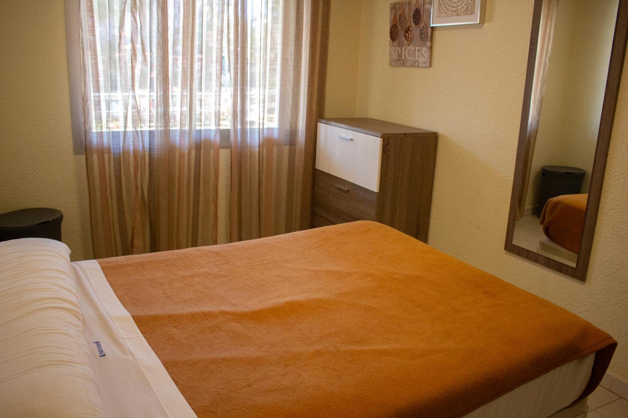 Apartamentos Turmalina Unitursa カルプ エクステリア 写真