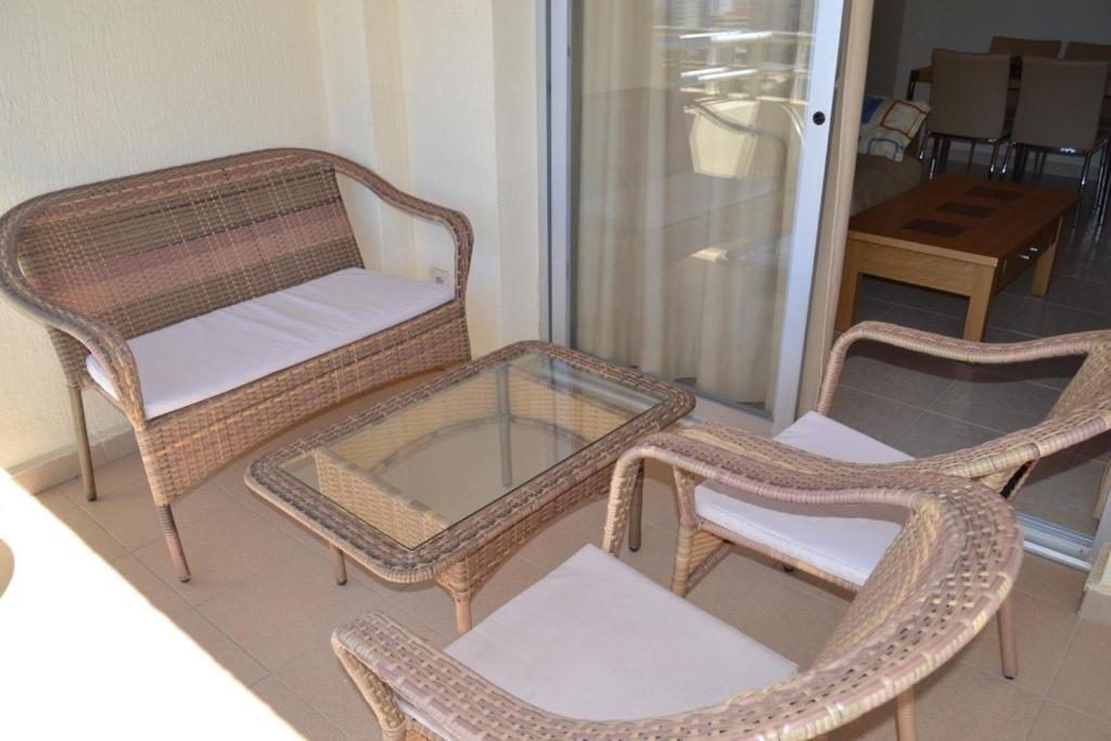 Apartamentos Turmalina Unitursa カルプ 部屋 写真