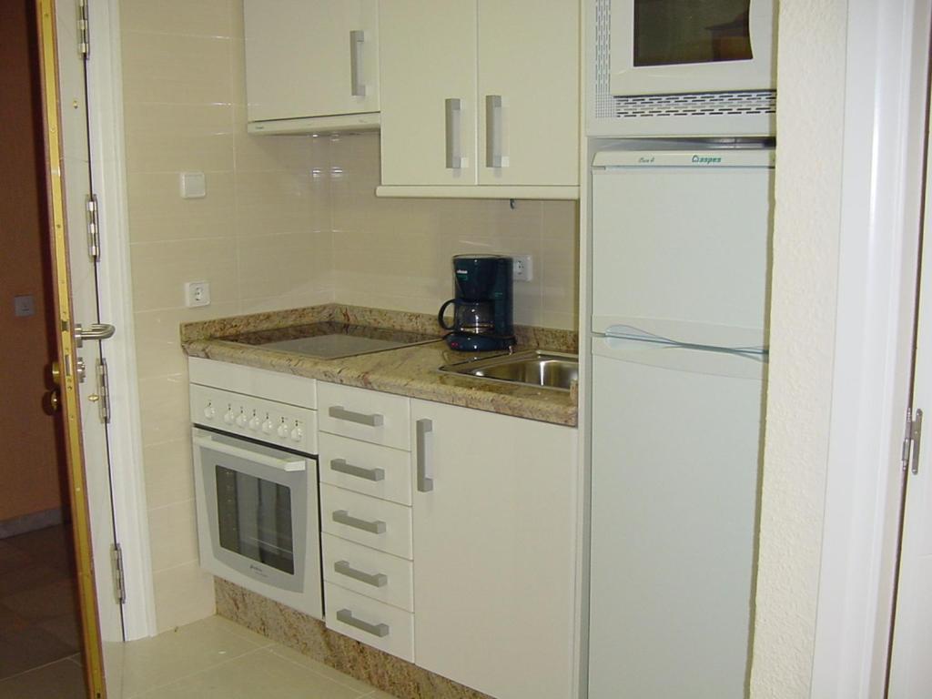 Apartamentos Turmalina Unitursa カルプ エクステリア 写真
