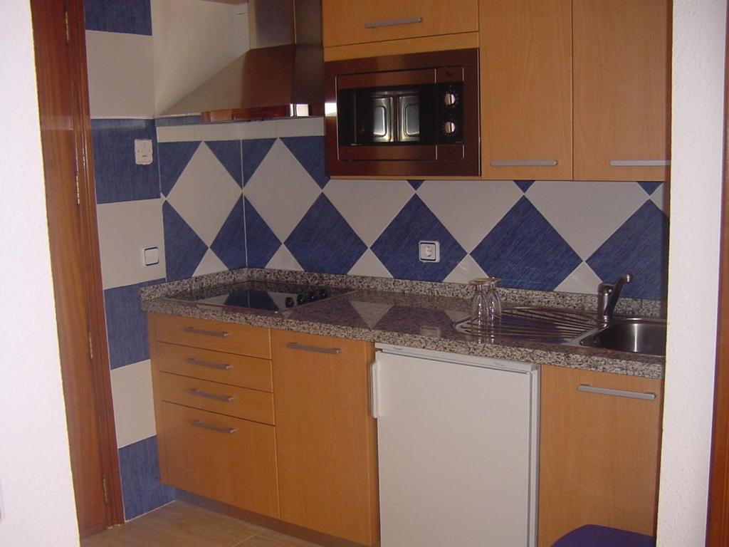 Apartamentos Turmalina Unitursa カルプ 部屋 写真