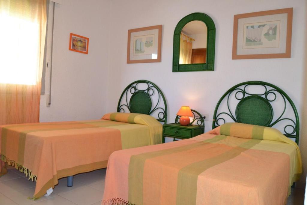 Apartamentos Turmalina Unitursa カルプ 部屋 写真