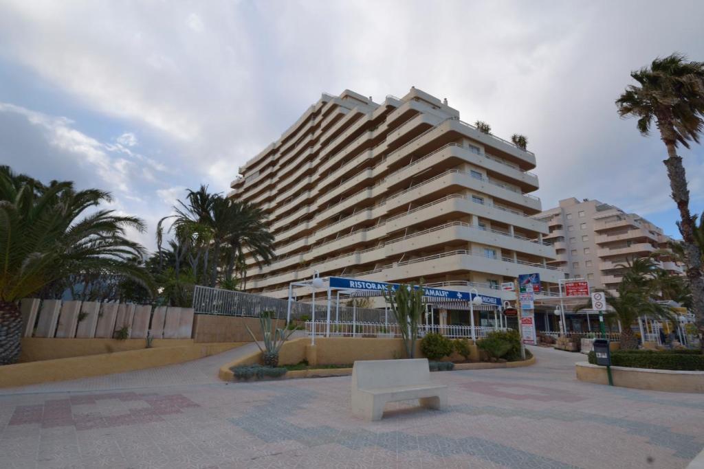 Apartamentos Turmalina Unitursa カルプ エクステリア 写真