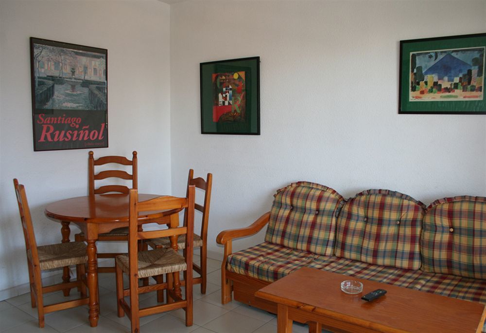 Apartamentos Turmalina Unitursa カルプ エクステリア 写真